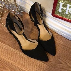 Pointed Toe Kitten Heel Black 8 Cato